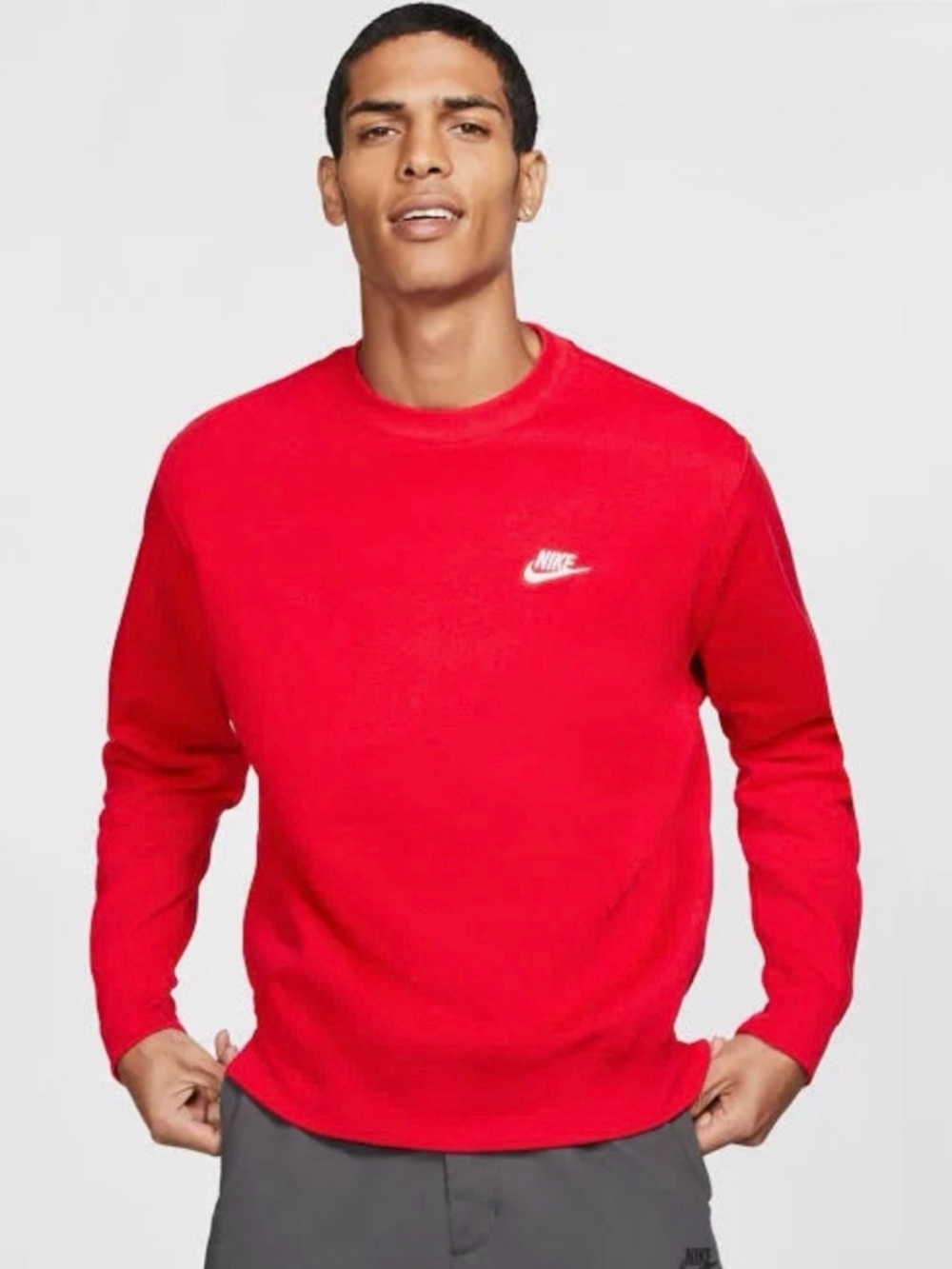 NIKE
MENS CLUB CREW NECK